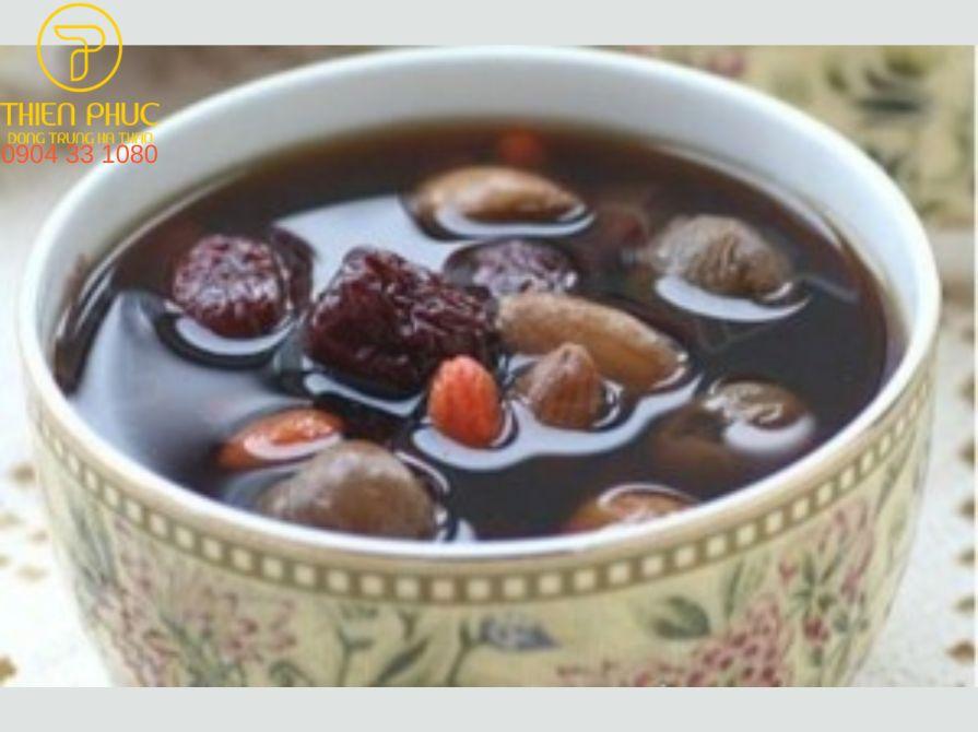 Canh hồng táo và ý dĩ nhân