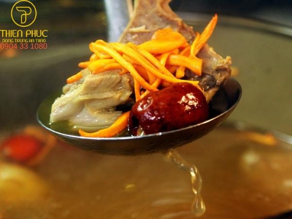 Hướng dẫn cách sử dụng đông trùng hạ thảo quả thể khô – Hình ảnh sản phẩm đông trùng hạ thảo chất lượng cao.