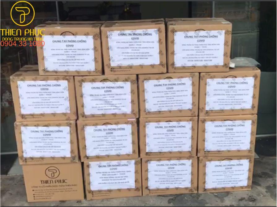 Sản phẩm Dược thảo Thiên Phúc gửi tặng y bác sĩ Bệnh viện Quận 7