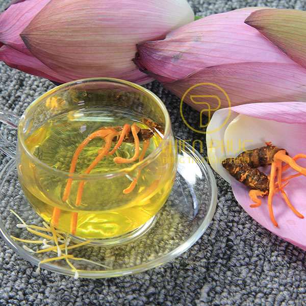 Quà tặng 8/3 ý nghĩa dành cho mẹ, vợ, bạn gái, cô giáo và đồng nghiệp