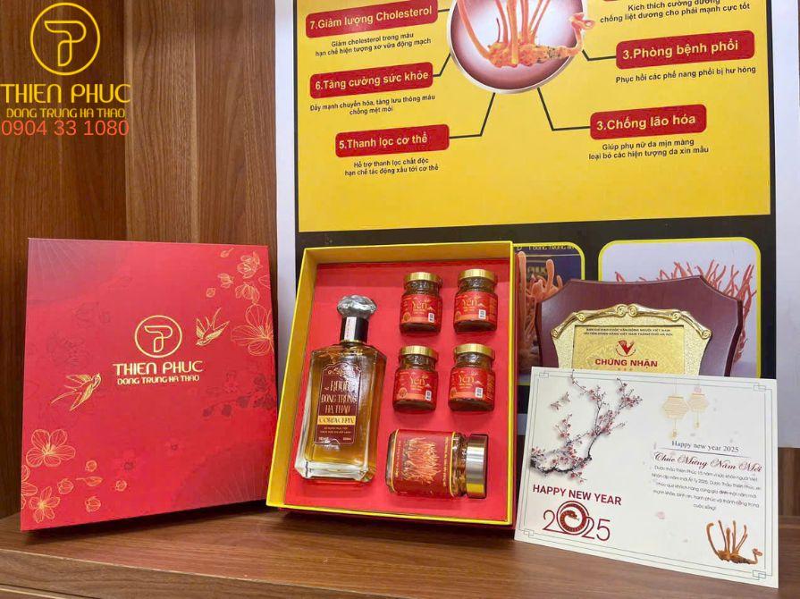 Hộp quà Tết Thịnh Vượng Thiên Phúc.